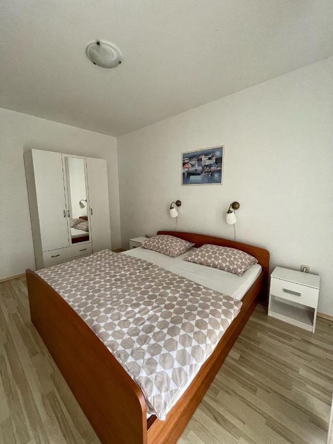 Apartmani Nada Primosten Luaran gambar