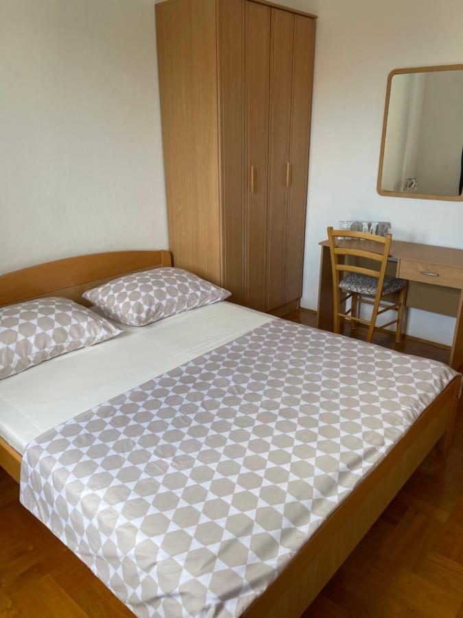 Apartmani Nada Primosten Luaran gambar